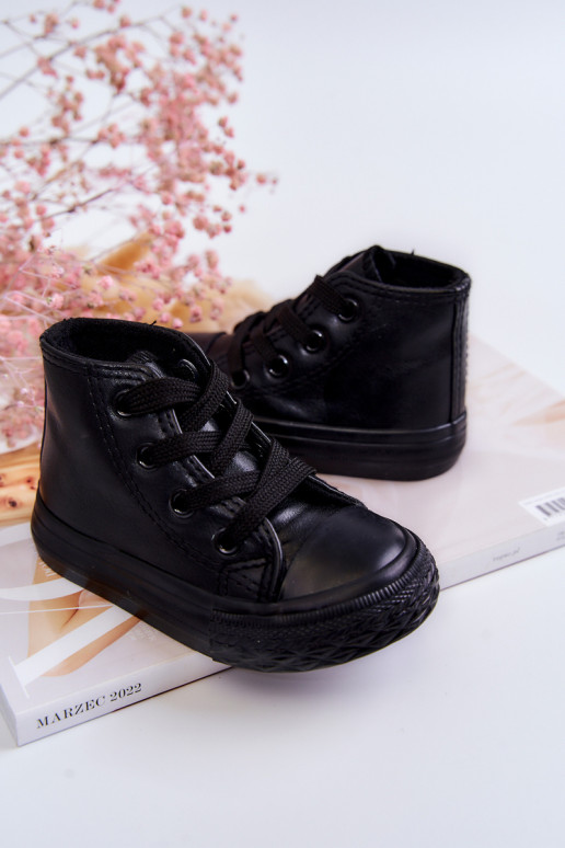 Zapatos de ocio para niños con suela Marney negra.