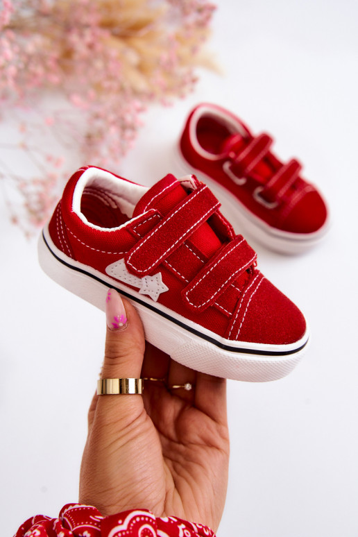 Deportivas modelo clásico con cierres adhesivos en color rojo Phiris