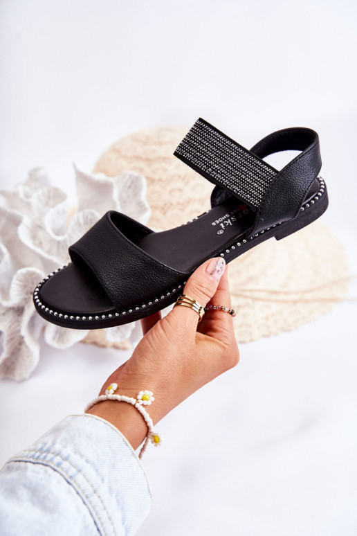 Sandalias de mujer modelo clásico con remaches en color negro Shelly