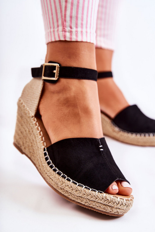Sandalias con plataforma en color negro Delia Sandalias con plataforma en color negro Delia