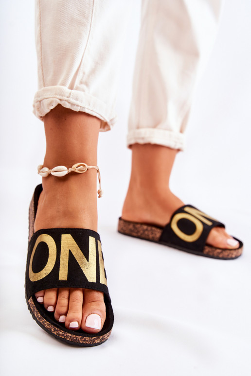 Modelo clásico Modelo atrevido Chanclas con inscripción Color negro y dorado Bahari