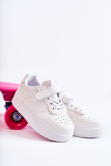 Zapatillas deportivas infantiles con cierres adhesivos en color blanco Elike