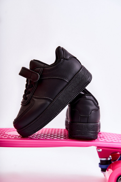 Zapatillas deportivas infantiles con cierres adhesivos en color negro Elike