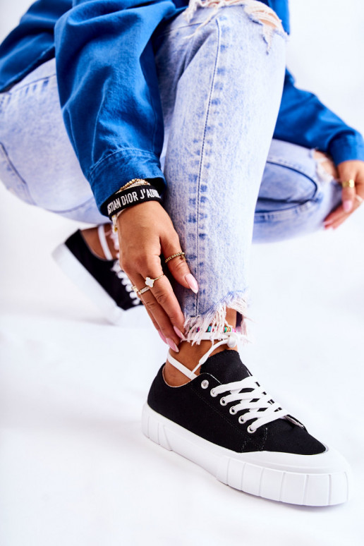 Zapatos de plataforma para mujer en color negro Comes