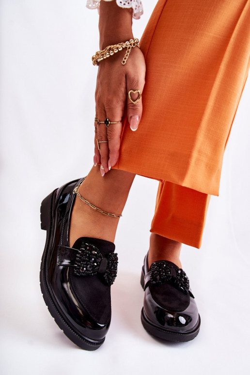 Zapatos de charol con cintas en negro Laurent Zapatos de charol con cintas en negro Laurent