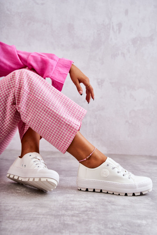 Zapatos casual con efecto barniz Big Star KK274045 color blanco Zapatos casual con efecto barniz Big Star KK274045 color blanco