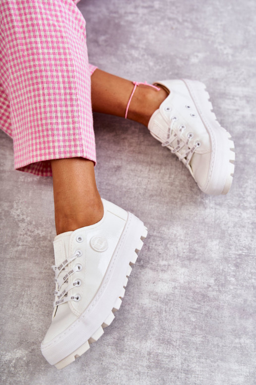 Zapatos casual con efecto barniz Big Star KK274045 color blanco Zapatos casual con efecto barniz Big Star KK274045 color blanco