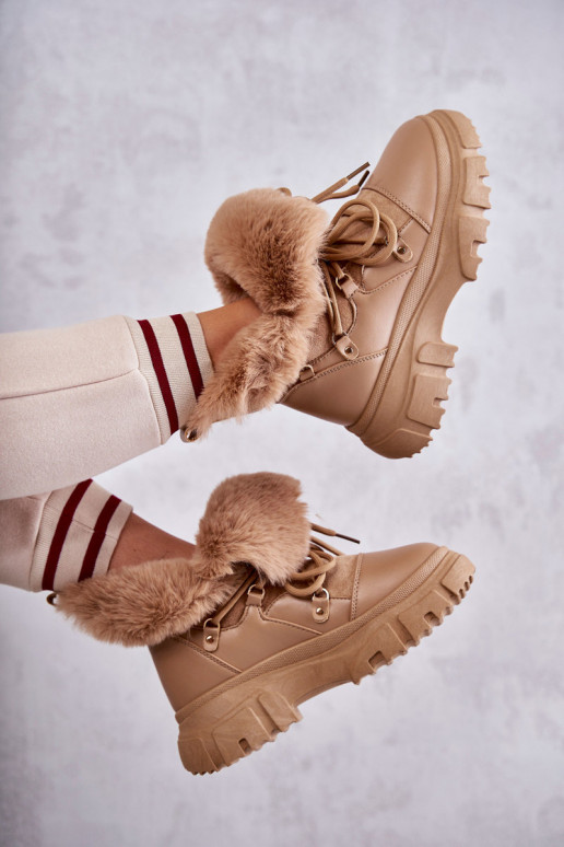 Botas calentadas zapatos color beige Charles