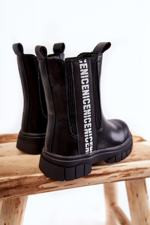Botas infantiles calentitas en color negro Kimmy.