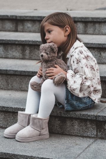 Cálidas botas de invierno para niños en color marfil Gooby 2
