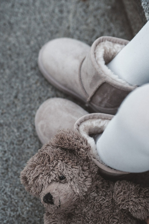 Cálidas botas de invierno para niños en color marfil Gooby