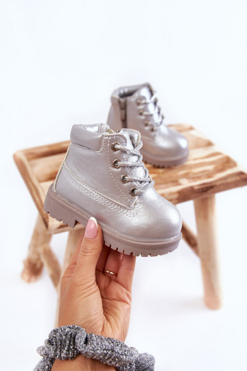 Botas infantiles con cordones y cremalleras en color plateado Dexter