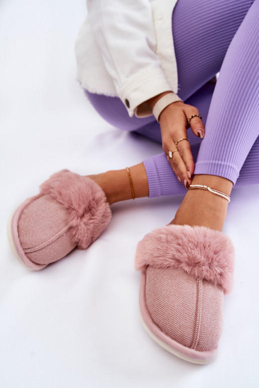 Pantuflas calentitas con pelo en tono rosa claro Franco