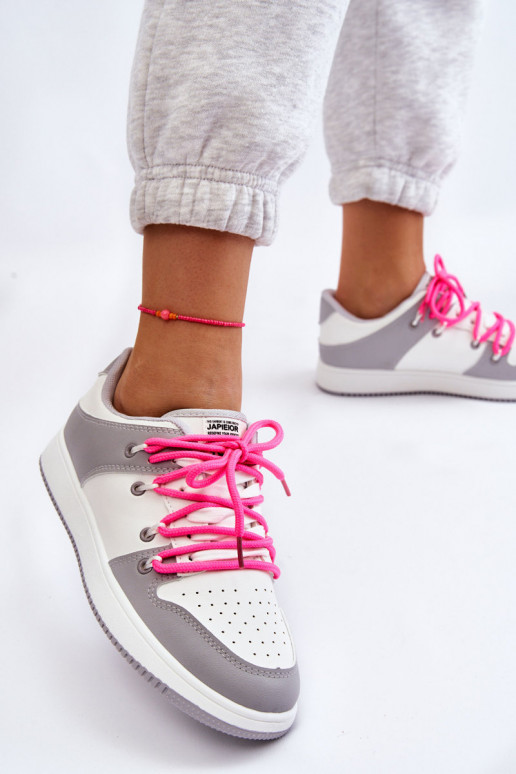 Deportivas modelo clásico con cordones Color blanco-gris Jella Deportivas modelo clásico con cordones Color blanco-gris Jella