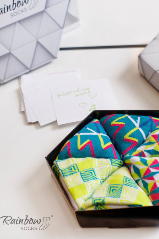 Calcetines de colores con motivos geométricos 3 pares Calcetines de colores con motivos geométricos 3 pares