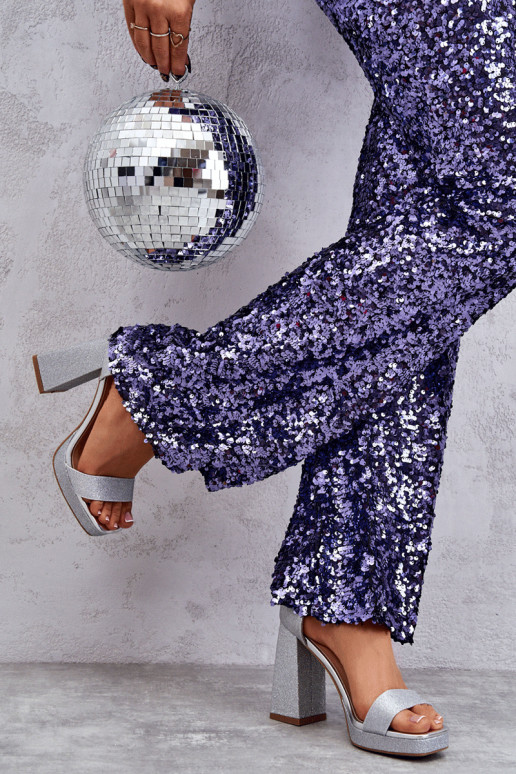 Sandalias brillantes con tacón ancho en plata Calmi