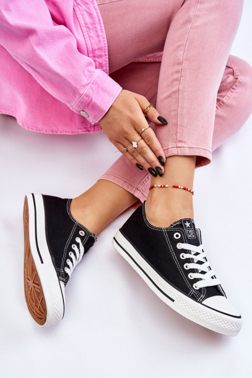 Zapatos de ocio modelo clásico en color negro con suela blanca Ecoma