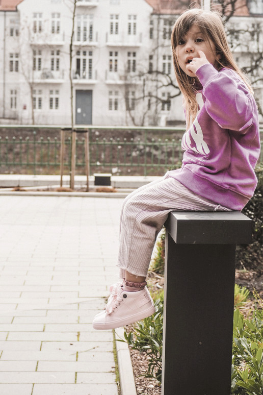 Zapatos de ocio infantiles con bota modelo clásico Big Star LL374003 color rosa