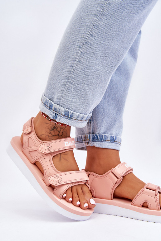 Sandalias estilo sport con plataforma Big Star LL274788 color rosa