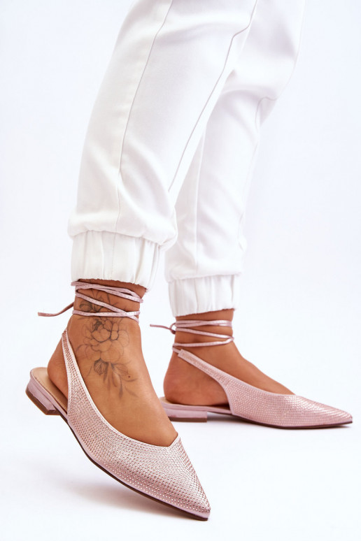 bailarinas con cintas y remaches beige Mavis