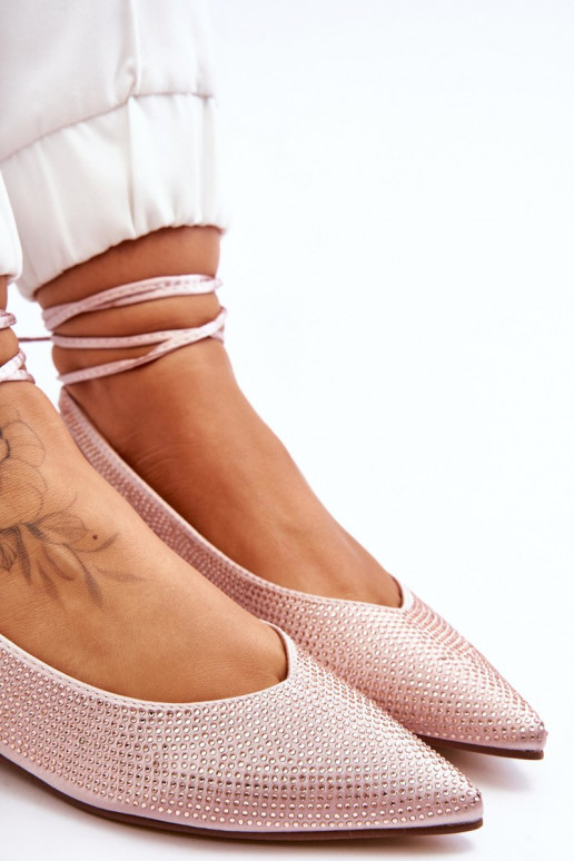 bailarinas con cintas y remaches beige Mavis