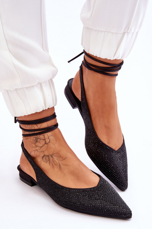 bailarinas con cintas y tachuelas en negro Mavis