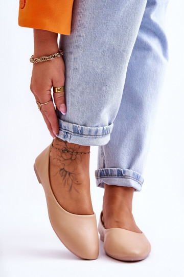 Modelo clásico Bailarina beige Stacee