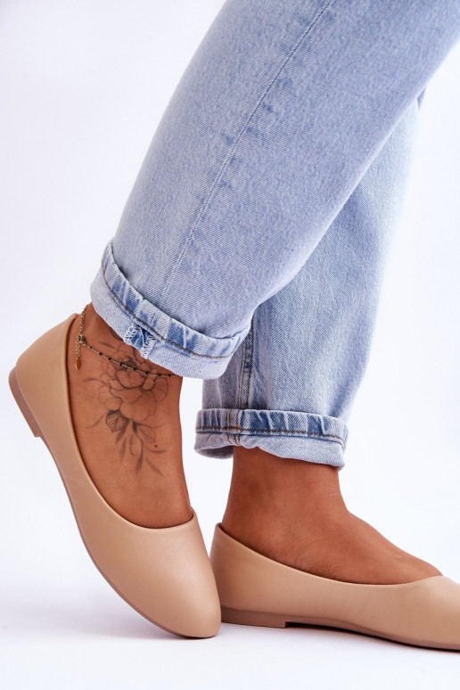Modelo clásico Bailarina beige Stacee
