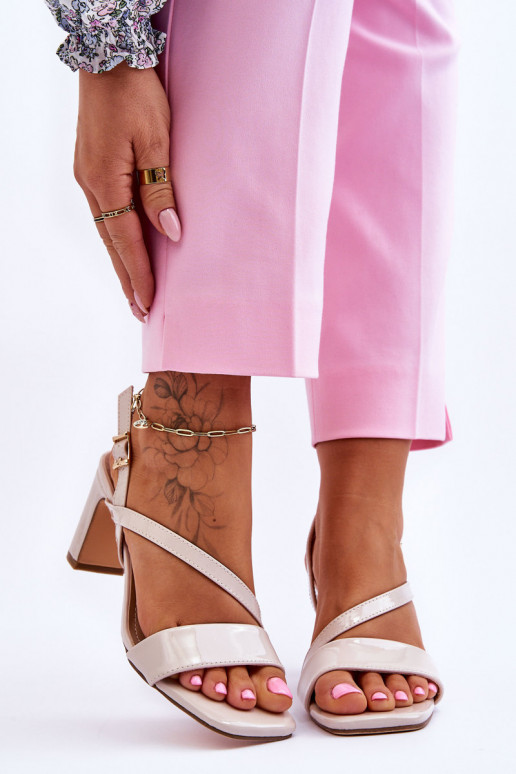 Sandalia Carrie beige efecto charol Sandalia Carrie beige efecto charol