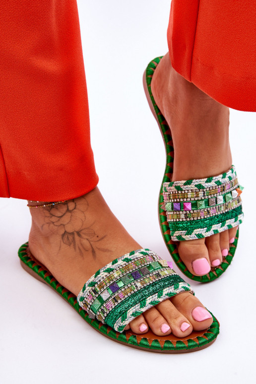 Pantuflas decoradas color verde Bellisa
