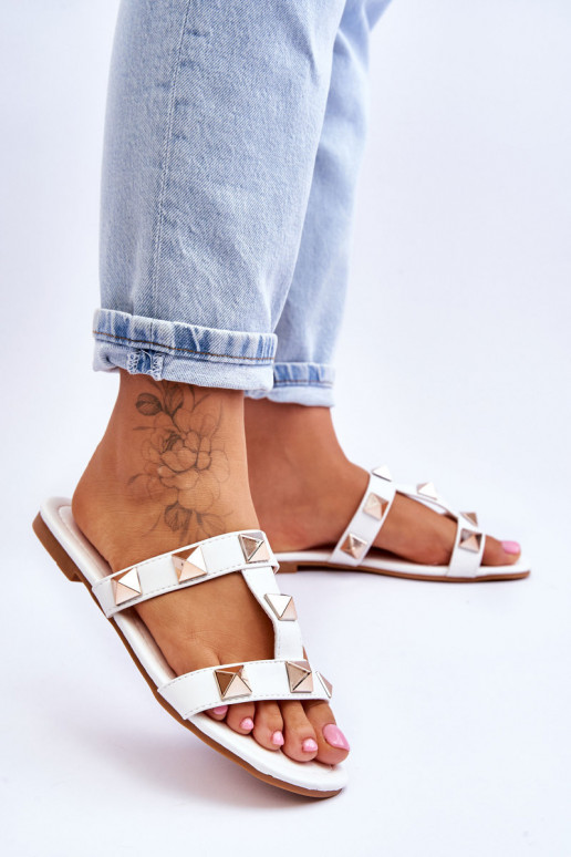 Pantuflas en color blanco Mercure