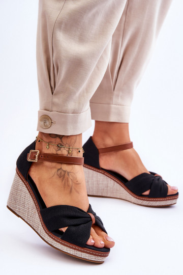 Sandalias de mujer color negro Daphne 2