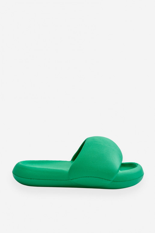 Pantuflas ligeras con suela chapada en oro en verde Milton