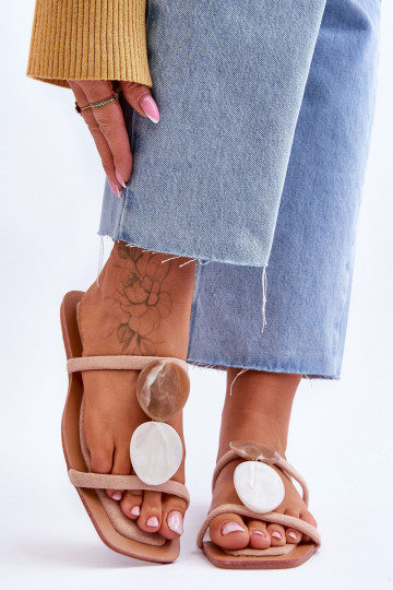 Zapatillas de ante con bonitos detalles Nude Victoria