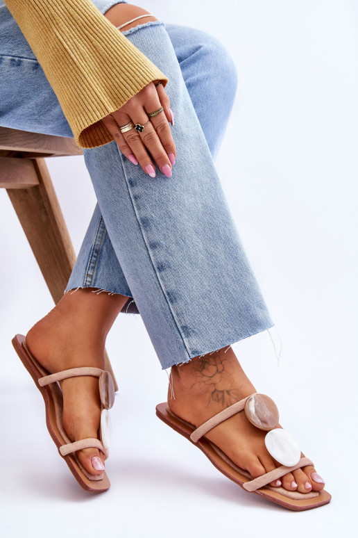 Zapatillas de ante con bonitos detalles Nude Victoria