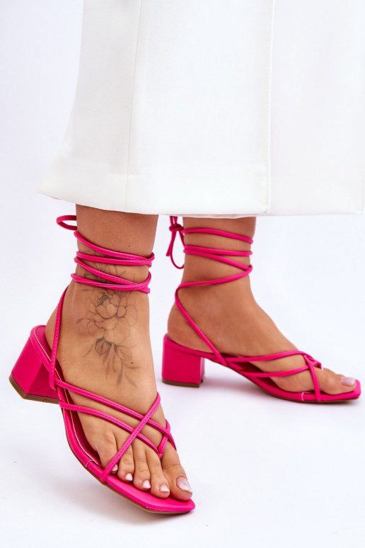 Zapatos de tacón con tiras en color rosa Secret Love