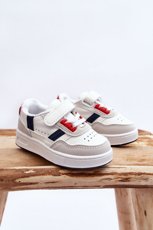 Calzado deportivo infantil del modelo clásico en color blanco-rojo Marlin.