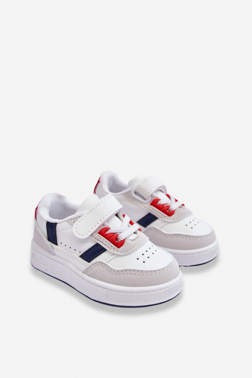 Calzado deportivo infantil del modelo clásico en color blanco-rojo Marlin.