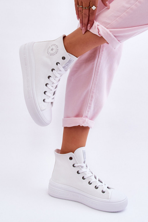 Zapatos casual con suela Big Star LL274A183 color blanco.
