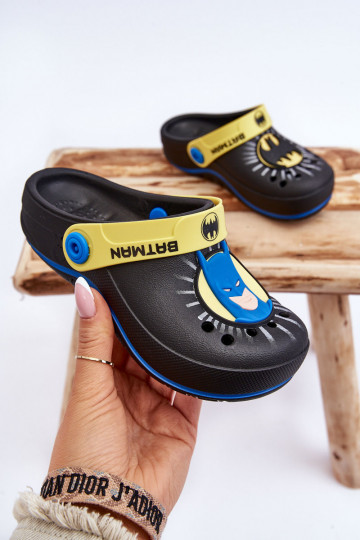 Pantuflas infantiles estilo crocs Batman Grendene Kids JJ385005 negro