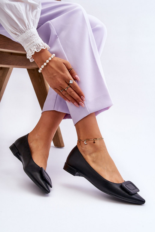 Bailarinas modelo clásico con adornos en color negro Rivea