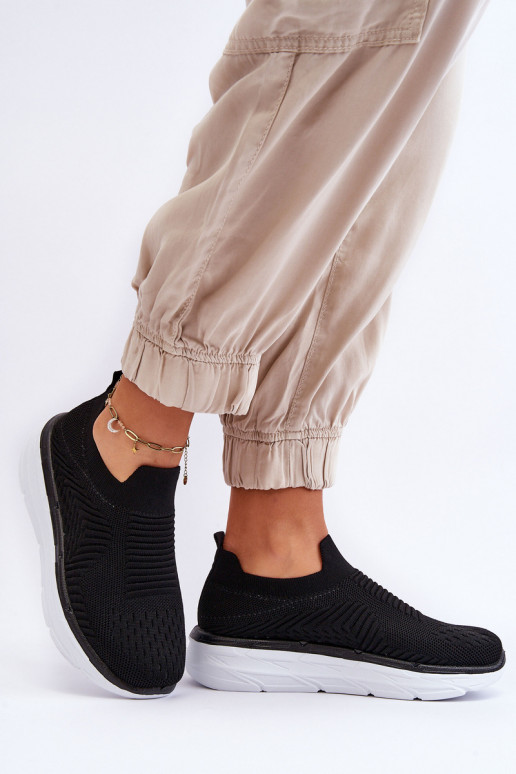 Zapatillas deportivas del modelo resistente en color negro Ferive Zapatillas deportivas del modelo resistente en color negro Ferive