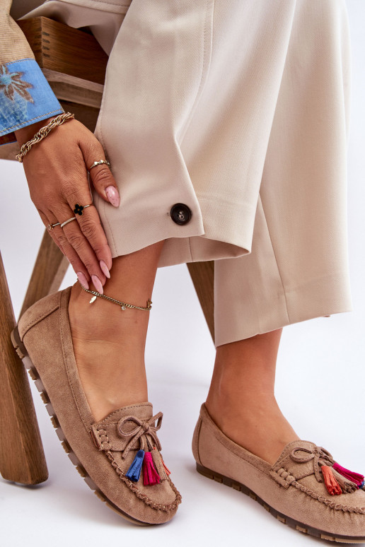Mocasines de ante con borlas beige Dorine