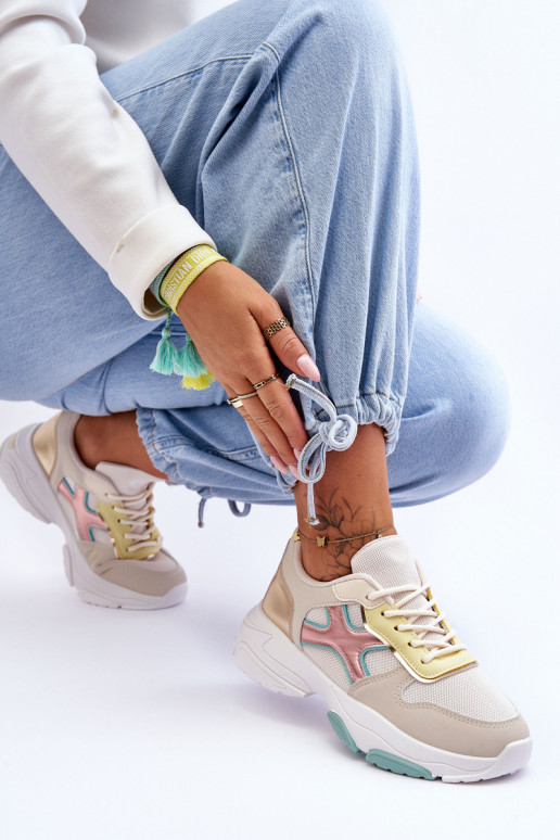 Zapatillas modelo zapatos con cordones en varios colores de Cortes Zapatillas modelo zapatos con cordones en varios colores de Cortes