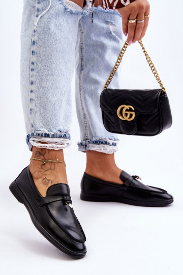 Mocasines de mujer modelo clásico en color negro Cortez