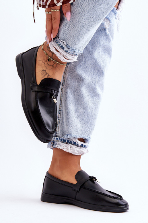 Mocasines de mujer modelo clásico en color negro Cortez