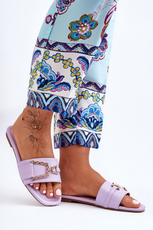 Modelo clásico Zapatillas con adornos Color morado Impresionante