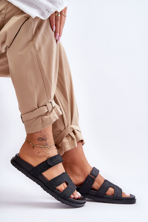 Pantuflas con cierres adhesivos en negro Jose