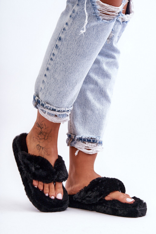 Pantuflas color negro Elma