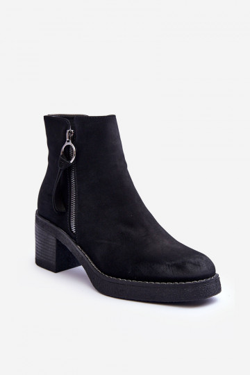 Botas de mujer modelo Classic en ante color negro Limoso